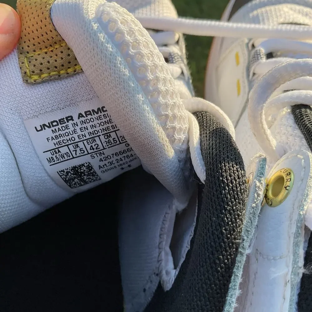 Under Armour product pair